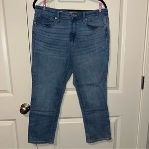 Universal Thread High Rise Slim Straight Jeans